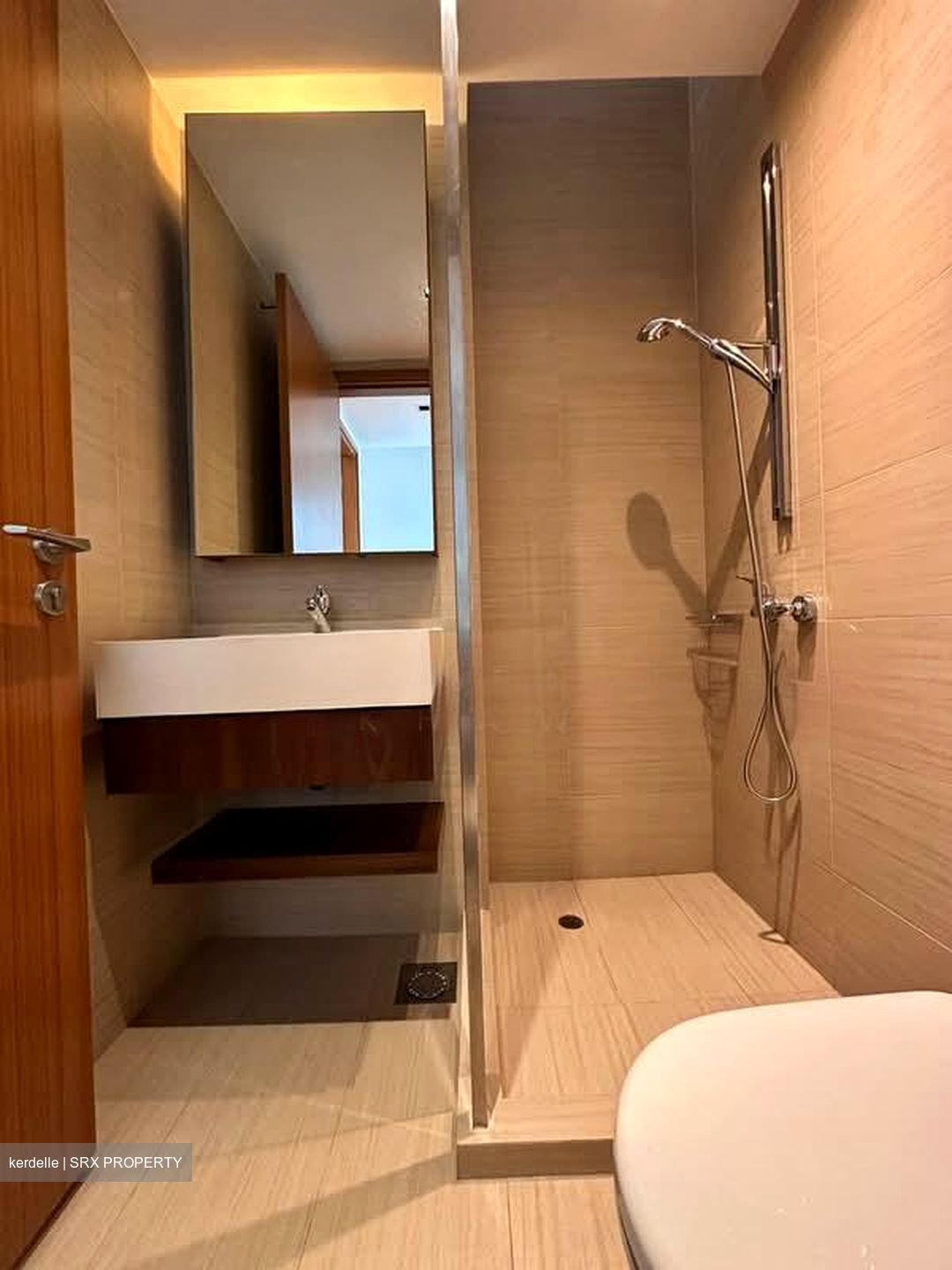 Ang Mo Kio Avenue 8 (D20), Terrace #540178811